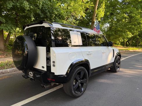 Used 2020 Land Rover Defender 110 AWD/4WD image 6