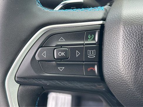 Used 2022 Jeep Grand Cherokee Trailhawk w/ Advanced Protech Group II image 22