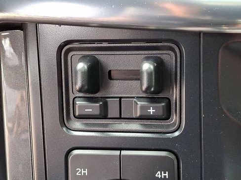 Used 2022 Ford F150 Lariat w/ Equipment Group 502A High AWD/4WD image 29