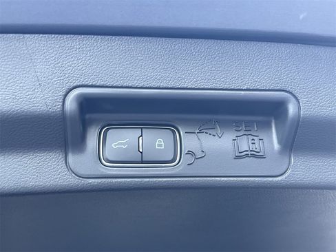 New 2026 Ford Explorer ST-Line w/ ST-Line Street Pack image 24