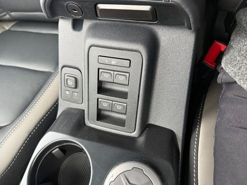 New 2025 Ford Bronco Outer Banks image 30