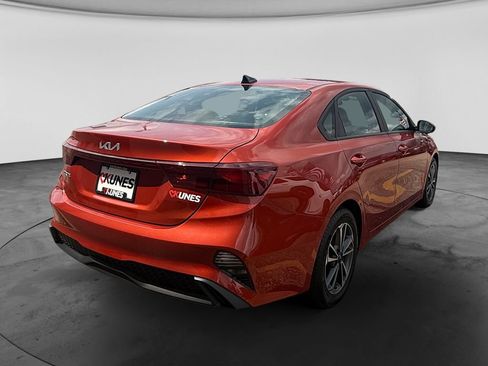 Used 2024 Kia Forte LXS FWD image 9