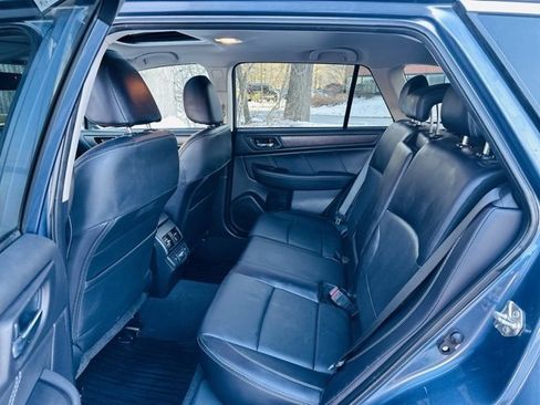Used 2018 Subaru Outback 3.6R Limited image 21