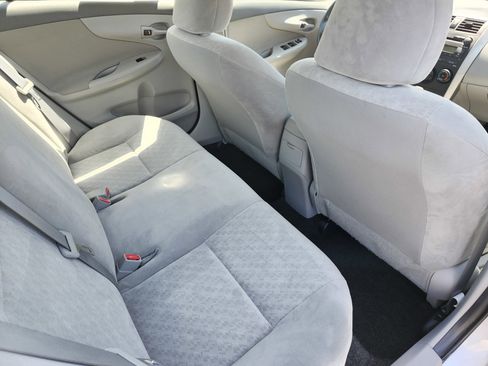 Used 2009 Toyota Corolla LE FWD image 18
