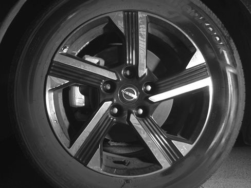 Used 2025 Nissan Sentra SV FWD image 12