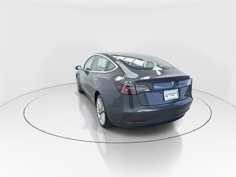 Used 2018 Tesla Model 3 Long Range image 6