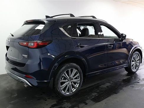 New 2025 MAZDA CX-5 Signature image 4