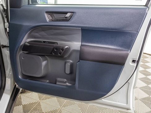 Used 2024 Ford Maverick XL image 42