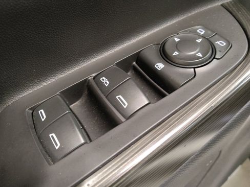 Used 2019 GMC Acadia SLT image 27