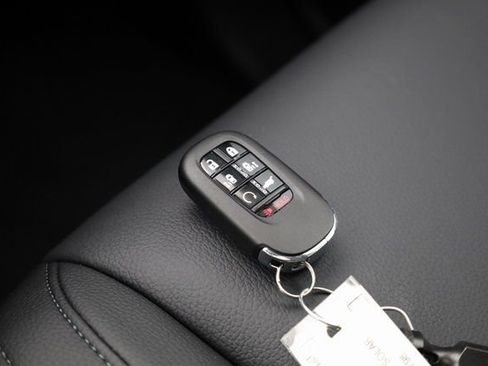 New 2026 Honda Odyssey EX-L image 39