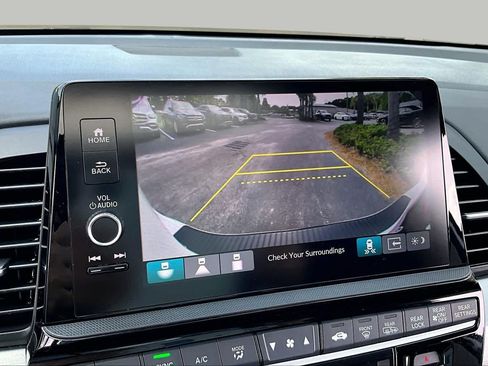 Used 2026 Honda Odyssey Touring image 26