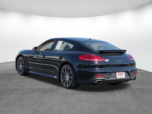 Used 2016 Porsche Panamera 4 AWD/4WD image 6