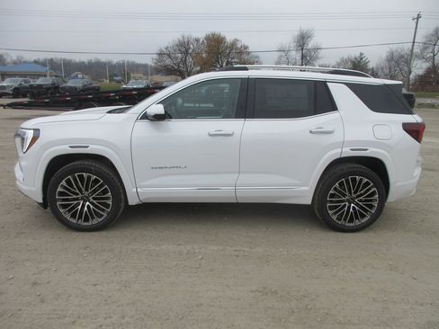 New 2026 GMC Terrain Denali image 8