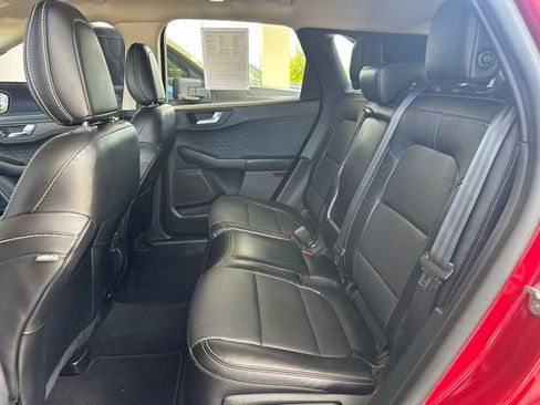 Certified 2020 Ford Escape Titanium FWD image 15