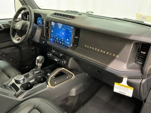 New 2026 Ford Bronco Badlands AWD/4WD image 19