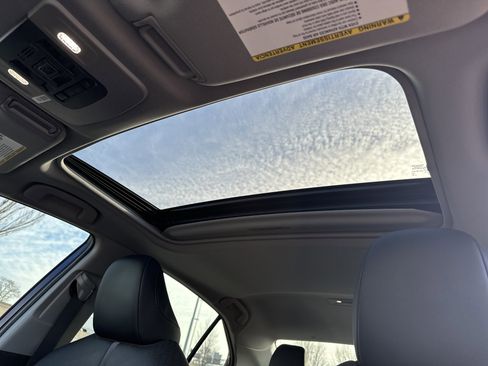 Certified 2022 Toyota Camry XLE image 28