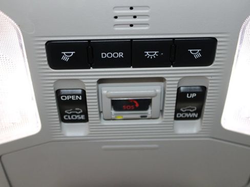 Used 2023 Toyota RAV4 XLE Premium FWD image 49