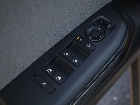 New 2025 Kia K4 EX image 16