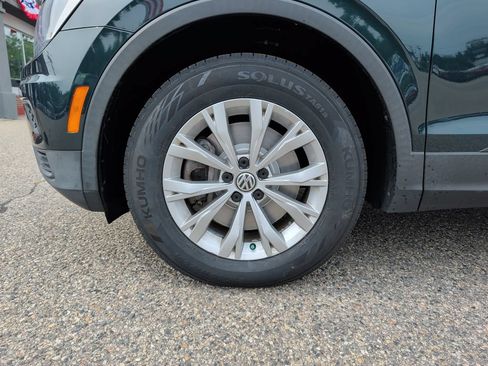 Used 2019 Volkswagen Tiguan SE w/ 3rd Row Seat Package AWD/4WD image 32