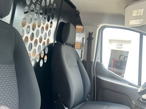 Used 2025 Ford Transit 250 Low Roof w/ Exterior Upgrade Package RWD image 30