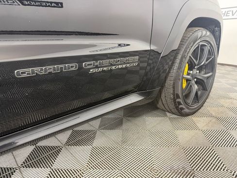 Used 2018 Jeep Grand Cherokee Trackhawk w/ Trailer Tow Group IV AWD/4WD image 10