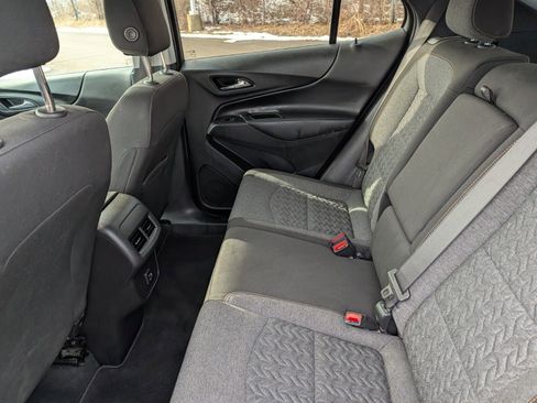Used 2022 Chevrolet Equinox LT image 19