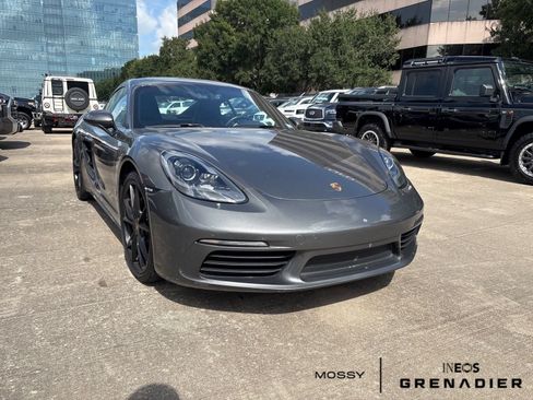 Used 2019 Porsche 718 Cayman RWD image 1