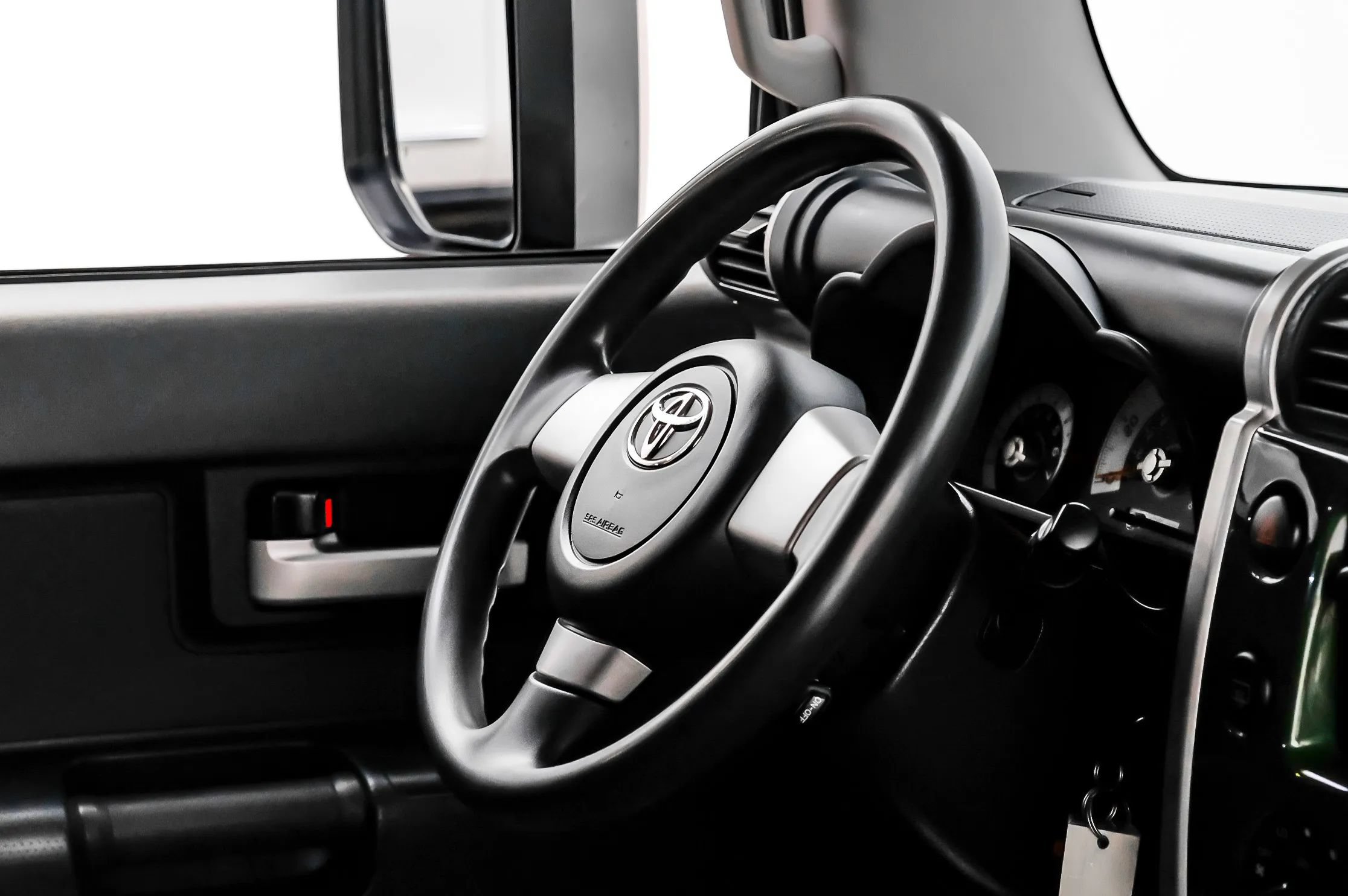 Used 2010 Toyota FJ Cruiser 4WD image 10