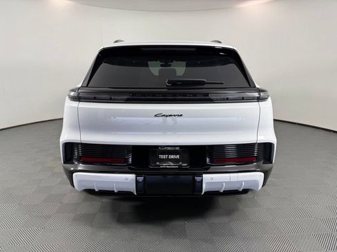 New 2026 Porsche Cayenne Electric AWD/4WD image 6