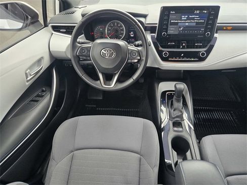 Used 2021 Toyota Corolla SE image 10