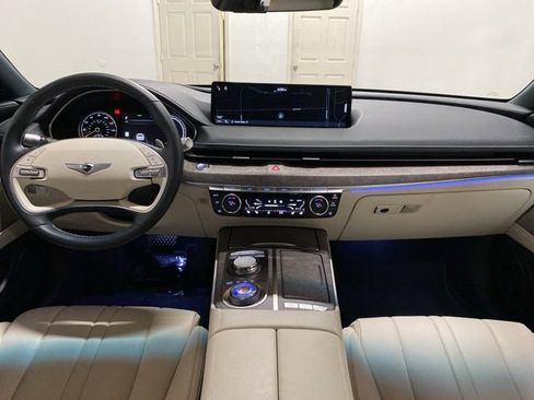 Used 2024 Genesis G80 image 11