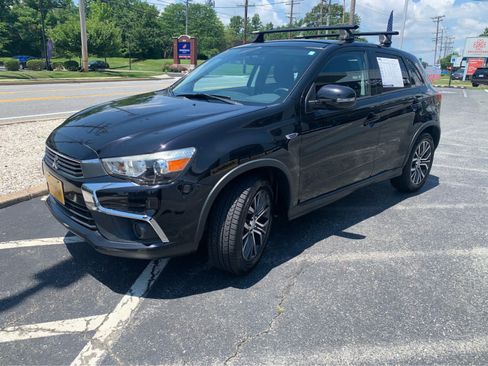 Used 2017 Mitsubishi Outlander Sport ES AWD/4WD image 3