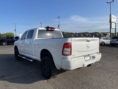 Used 2022 RAM 2500 Tradesman w/ Chrome Appearance Group image 8