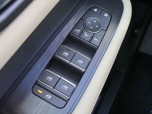 New 2026 Nissan Armada Platinum image 16