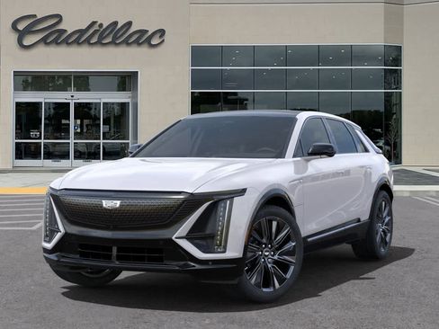 New 2025 Cadillac Lyriq Sport image 6