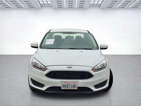 Used 2018 Ford Focus SE image 2