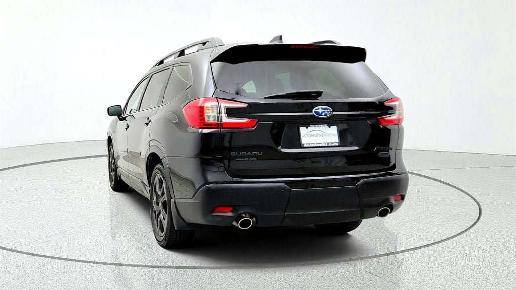 Used 2023 Subaru Ascent Onyx Edition AWD/4WD image 6