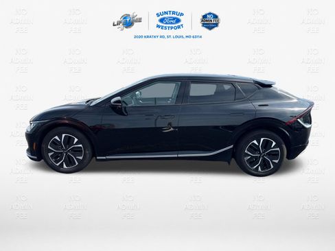 Used 2024 Kia EV6 Wind RWD image 2