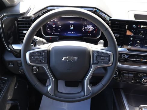 New 2026 Chevrolet Silverado 1500 LT Trail Boss w/ LT Trail Boss Premium Package AWD/4WD image 18