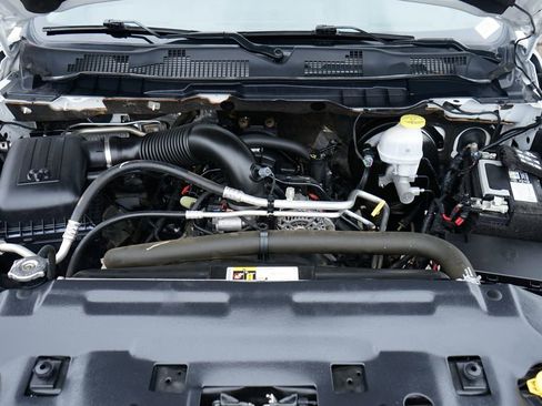 Used 2022 RAM 1500 Tradesman w/ Tradesman SXT Package RWD image 11