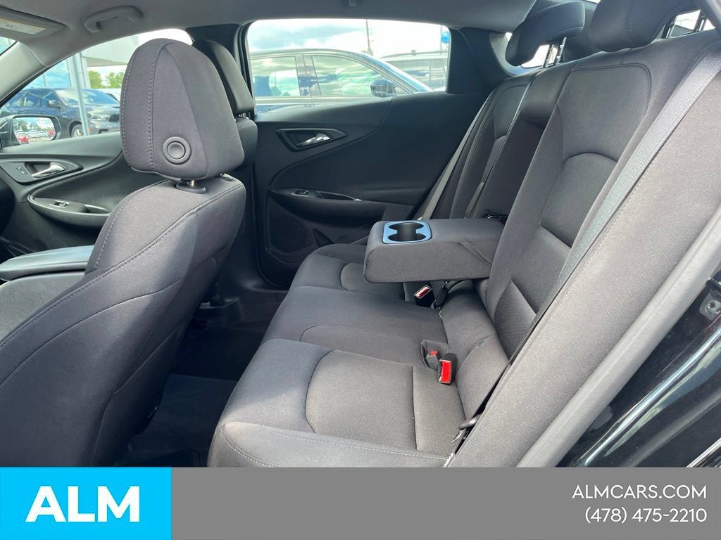 Used 2025 Chevrolet Malibu LT FWD image 20