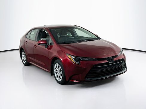 Used 2024 Toyota Corolla LE FWD image 3