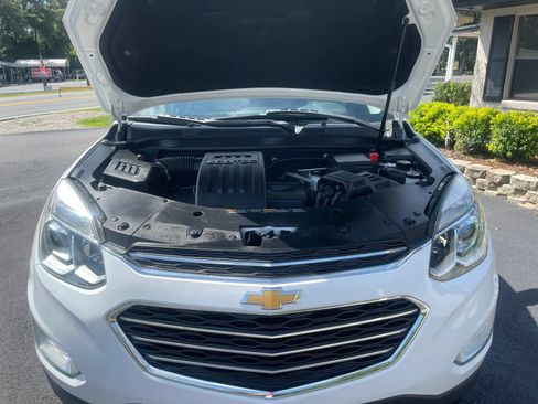 Used 2017 Chevrolet Equinox LT w/ Convenience Package FWD image 23