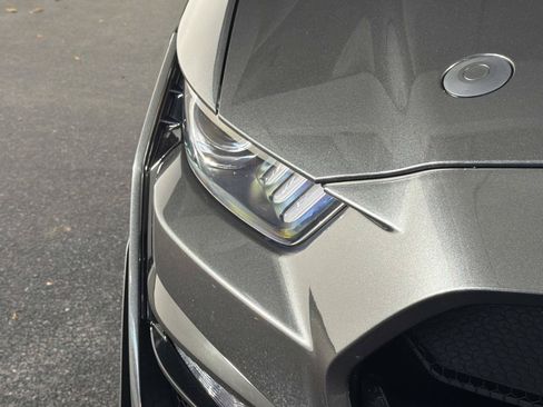 Used 2020 Ford Mustang Shelby GT500 w/ Technology Package RWD image 9