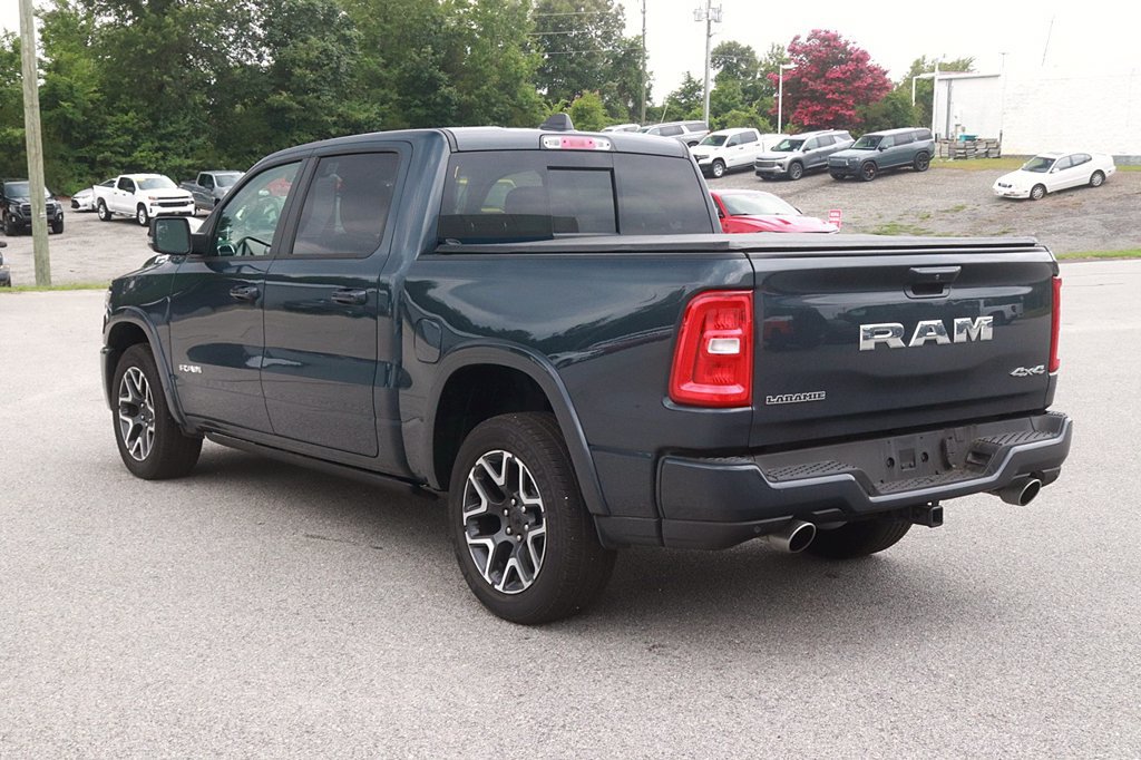 Used 2026 RAM 1500 Laramie AWD/4WD image 5