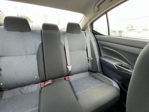 Used 2025 Nissan Versa SV FWD image 42