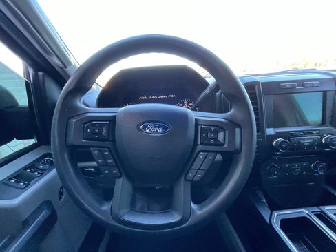 Used 2018 Ford F150 XL w/ Equipment Group 101A Mid AWD/4WD image 18
