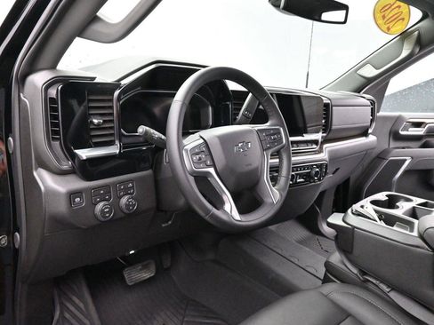 Used 2026 Chevrolet Silverado 2500 LT w/ Trail Boss Package AWD/4WD image 15