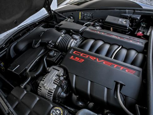 Used 2011 Chevrolet Corvette Grand Sport w/ Preferred Equipment Group RWD image 12