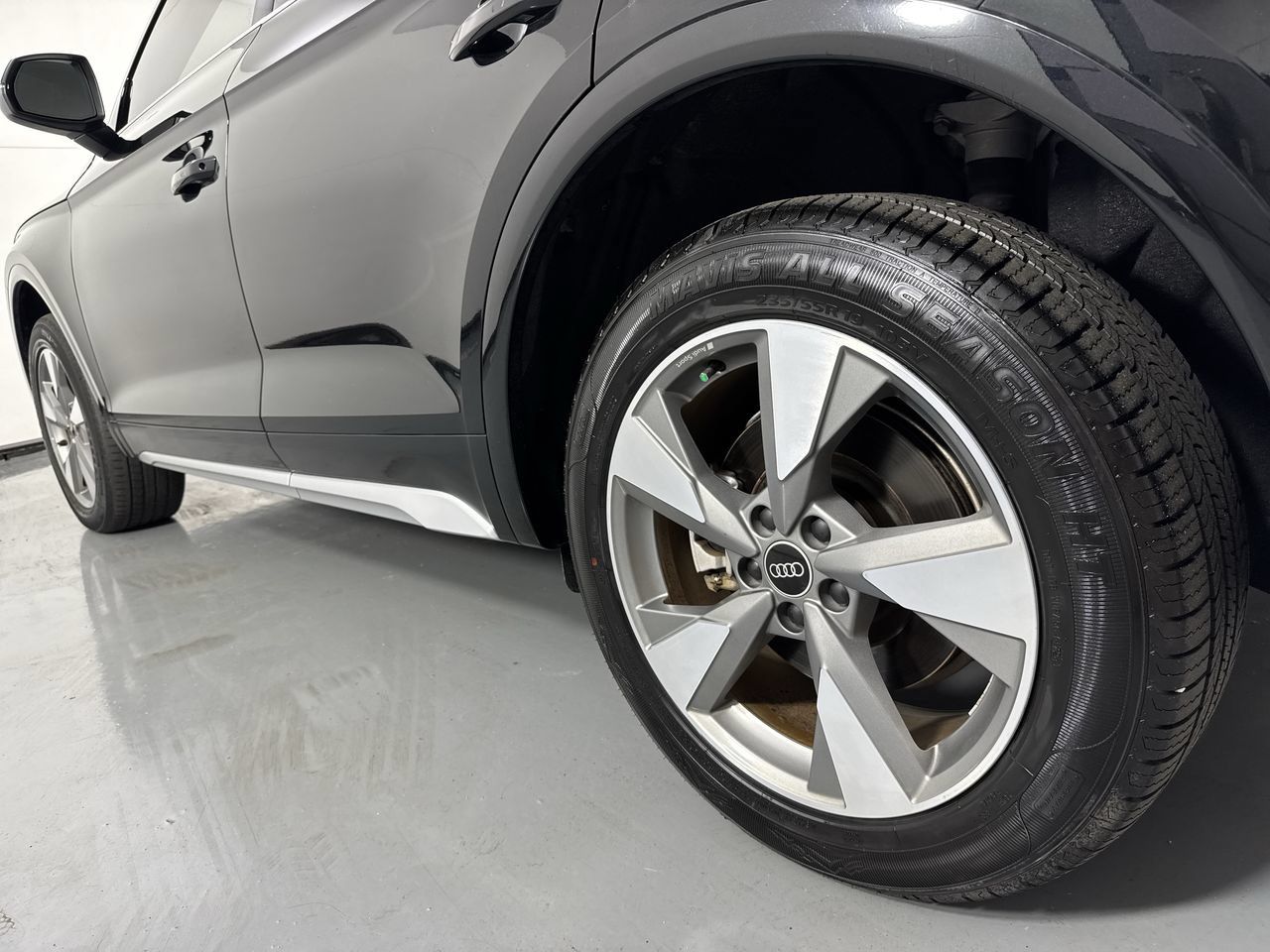 Used 2023 Audi Q5 2.0T Premium w/ Convenience Package AWD/4WD image 8
